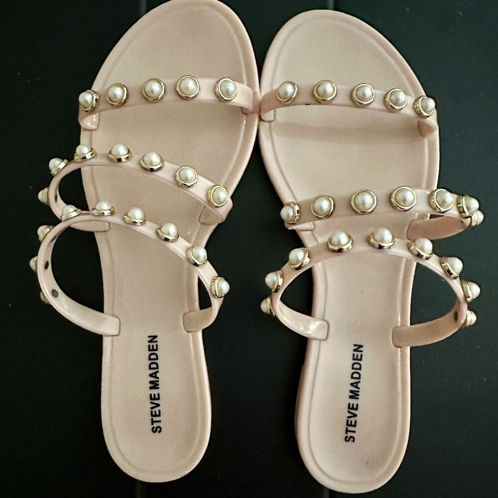 Steve Madden Women's Pearl Embellished Flat Sandals Yalsa Blush Size 7.5